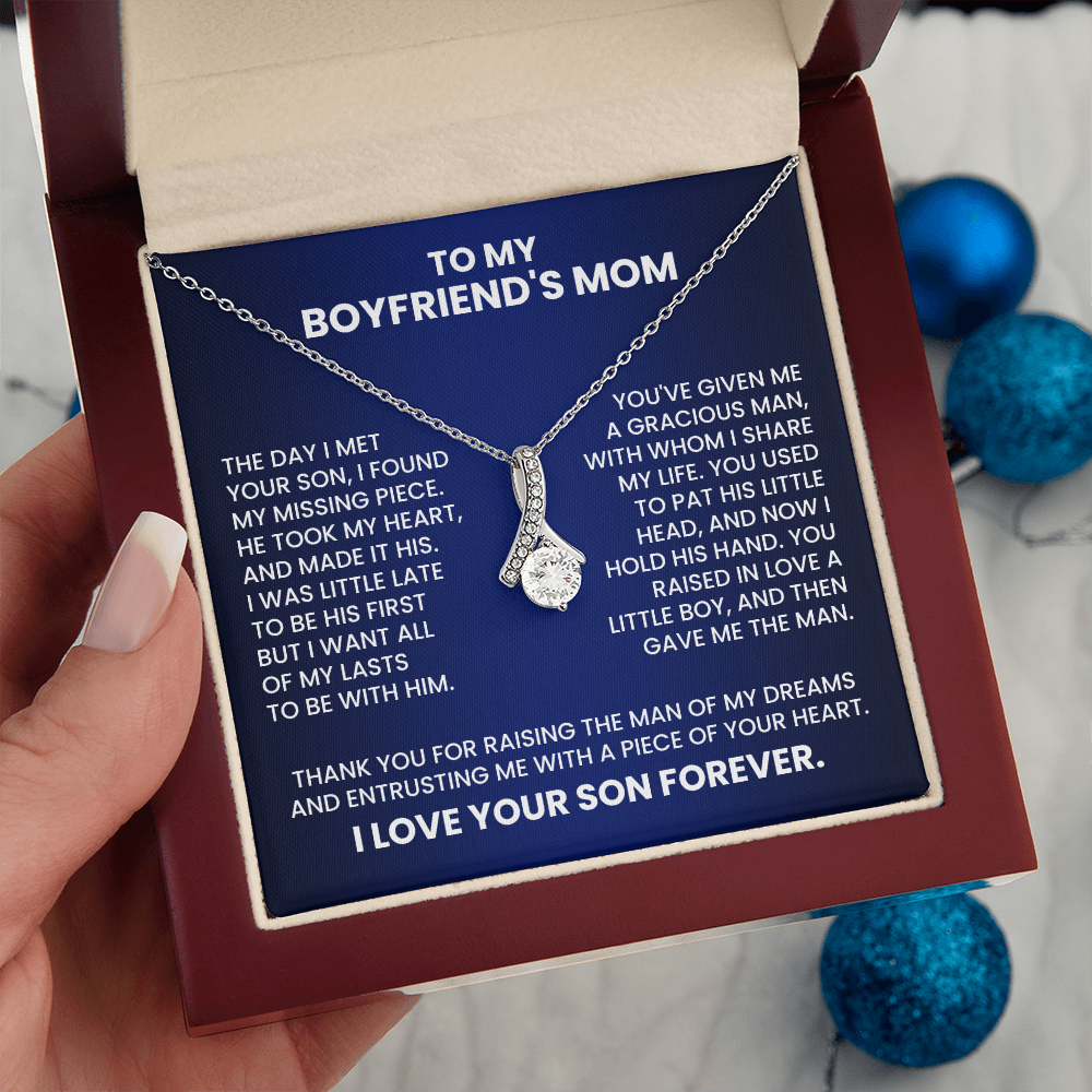 To My Boyfriends Mum Alluring Beauty Necklace Gift Set